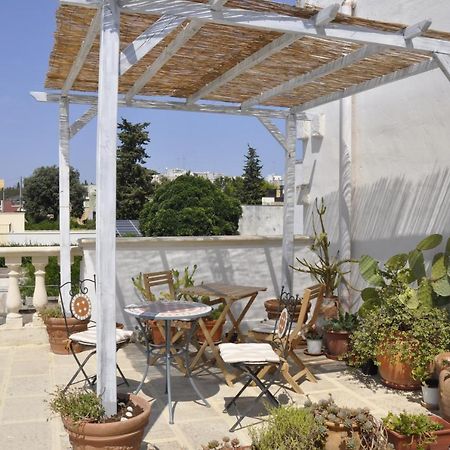Sisters House Hotel Лече Екстериор снимка