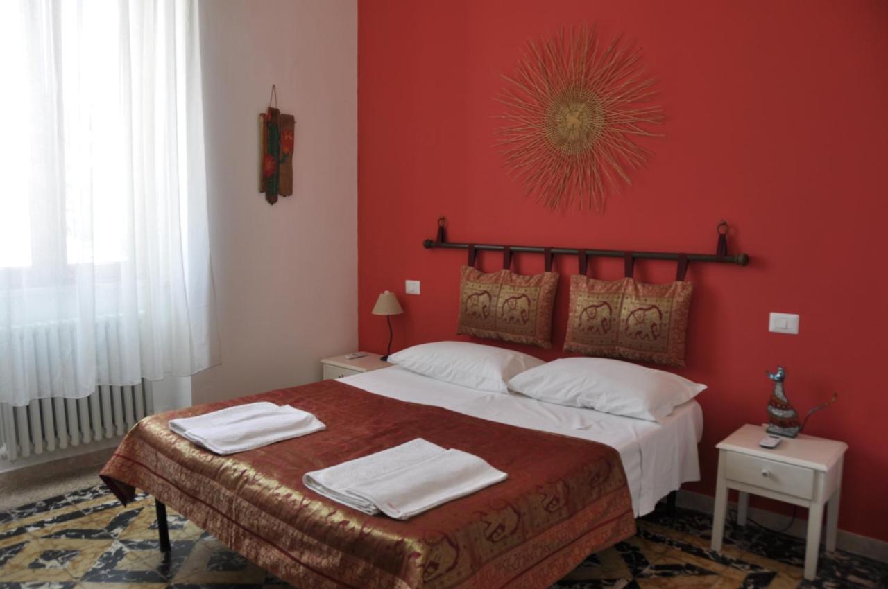 Sisters House Hotel Лече Екстериор снимка