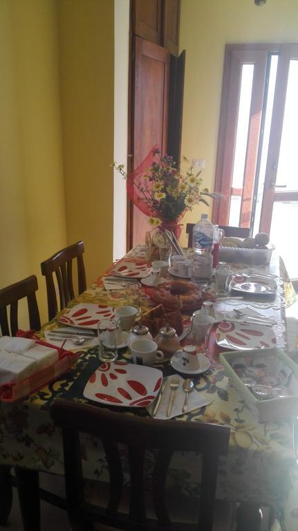 Sisters House Hotel Лече Екстериор снимка
